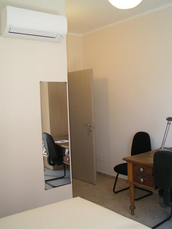 Pensión Anania 3*